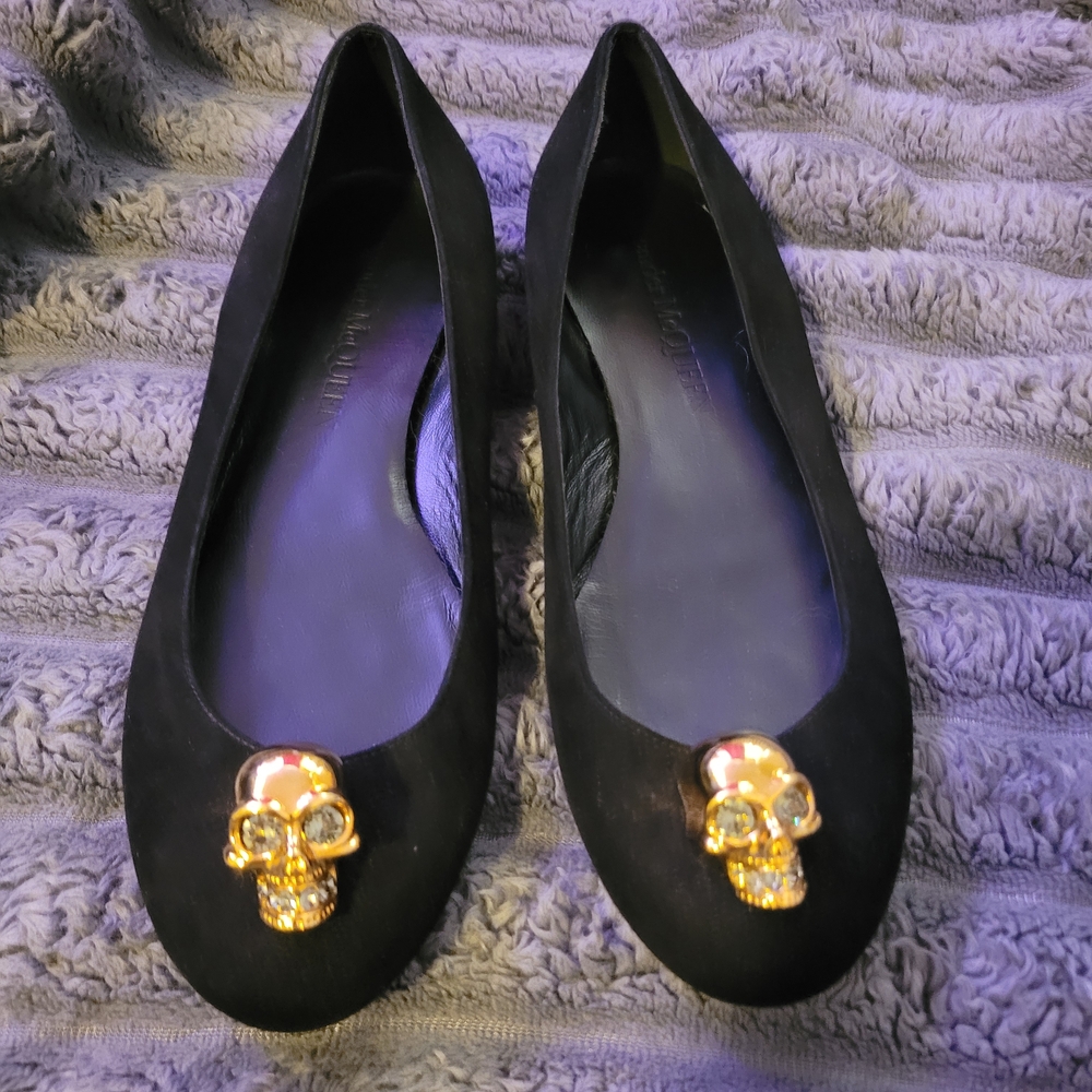 Alexander McQueen Black Flats with Gold Skull Detail